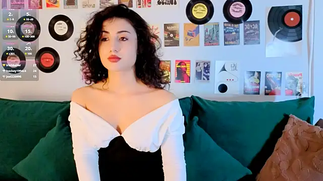 Maya Rogerss online show from 07-24-26, 02:48