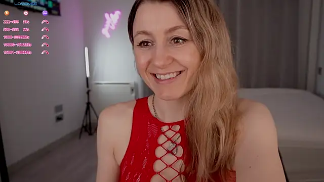   Milana     online show from 06-12-26, 10:30