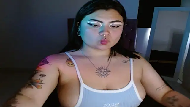 Snapshot of ISABELLA1609 chatting on 03-18-25, 05:42 ISABELLA1609 online show from 03-18-25, 05:42