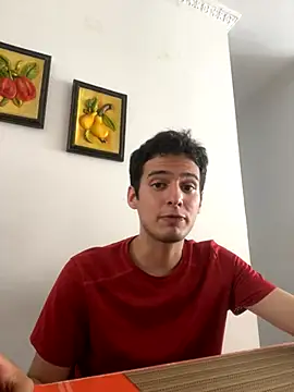 Snapshot of Thiagobb7 chatting on 10-28-25, 06:32 Thiagobb7 online show from 10-28-25, 06:32