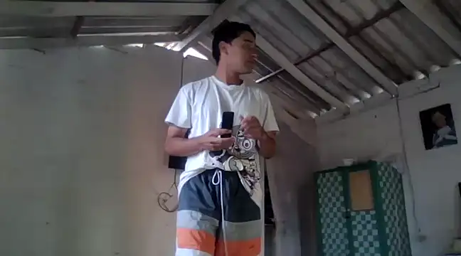 hino chan online show from 03-10-25, 12:59