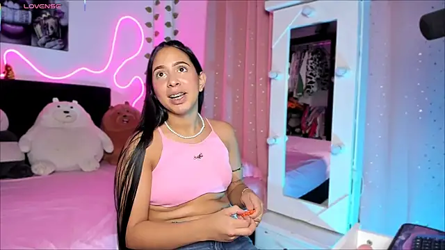 Snapshot of Vickysth chatting on 11-08-25, 11:14 Vickysth online show from 11-08-25, 11:14