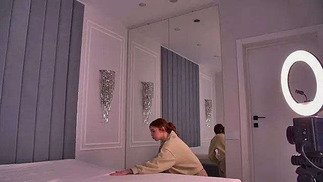 MiraBliss online show from 04-24-26, 06:54