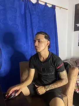 Snapshot of Zayn_kane chatting on 10-08-25, 11:13 Zayn kane online show from 10-08-25, 11:13