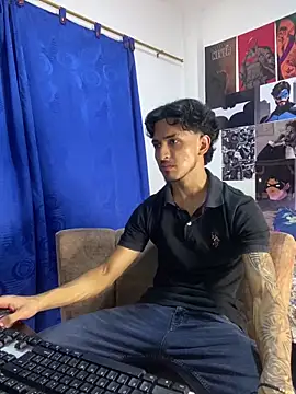 Snapshot of Zayn_kane chatting on 10-18-25, 12:02 Zayn kane online show from 10-18-25, 12:02