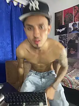 Snapshot of Zayn_kane chatting on 10-24-25, 03:47 Zayn kane online show from 10-24-25, 03:47