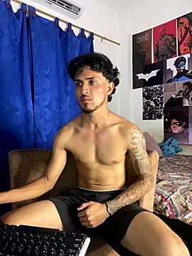 Snapshot of Zayn_kane chatting on 11-22-25, 12:53 Zayn kane online show from 11-22-25, 12:53