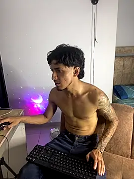 Snapshot of Zayn_kane chatting on 12-05-25, 12:30 Zayn kane online show from 12-05-25, 12:30