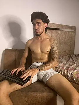 Snapshot of Zayn_kane chatting on 04-28-26, 02:38 Zayn kane online show from 04-28-26, 02:38