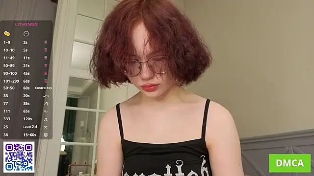 Snapshot of JodyHeap chatting on 07-24-26, 06:00 JodyHeap online show from 07-24-26, 06:00