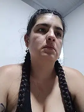 Seet Hanna online show from 10-24-25, 04:14