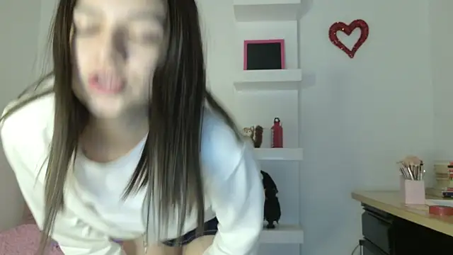 Snapshot of eva_sin18 chatting on 05-12-26, 12:19 eva sin18 online show from 05-12-26, 12:19