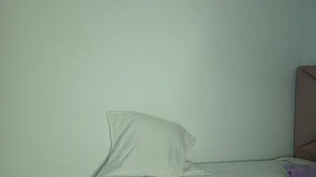 Snapshot of eva_sin18 chatting on 05-16-26, 12:29 eva sin18 online show from 05-16-26, 12:29
