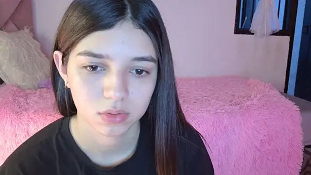 Snapshot of eva_sin18 chatting on 05-24-26, 11:21 eva sin18 online show from 05-24-26, 11:21