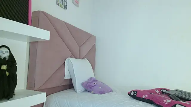 Snapshot of eva_sin18 chatting on 06-02-26, 11:18 eva sin18 online show from 06-02-26, 11:18