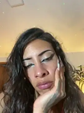 Lia Valmont online show from 04-10-26, 03:01