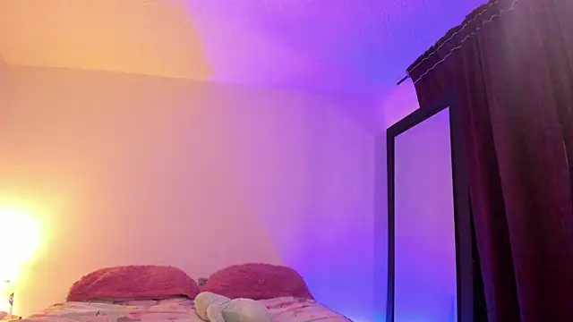 Alessamoth online show from 11-26-25, 11:28