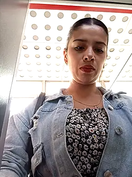 Nathaly 12 online show from 12-17-25, 06:03