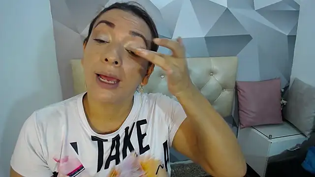 Milf-Prettyboobs online show from 11-17-25, 10:43