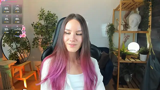 Snapshot of Clare__Florence chatting on 03-18-25, 01:31 Clare Florence online show from 03-18-25, 01:31