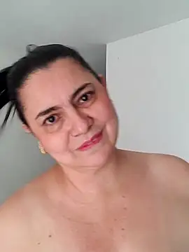 michellrodriguez online show from 11-17-25, 03:18