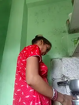 Hotty-Nidhi online show from 04-04-26, 06:44