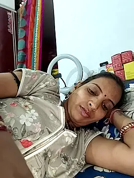 Hotty-Nidhi online show from 04-08-26, 06:08