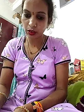 Hotty-Nidhi online show from 05-16-26, 11:31