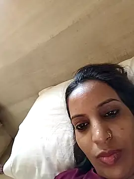 Snapshot of Hotty-Nidhi chatting on 05-24-26, 01:54 Hotty-Nidhi online show from 05-24-26, 01:54