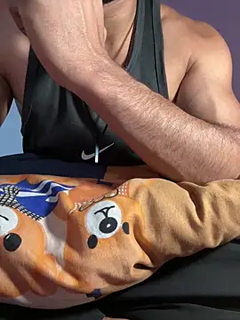 Snapshot of HARSHHU01 chatting on 03-20-25, 11:38 HARSHHU01 online show from 03-20-25, 11:38