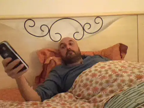 Snapshot of maxxxio12 chatting on 03-09-25, 11:14 maxxxio12 online show from 03-09-25, 11:14