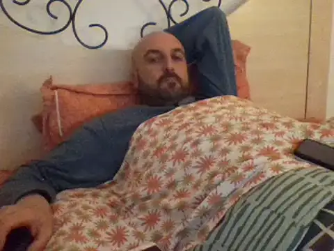 Snapshot of maxxxio12 chatting on 03-09-25, 09:14 maxxxio12 online show from 03-09-25, 09:14