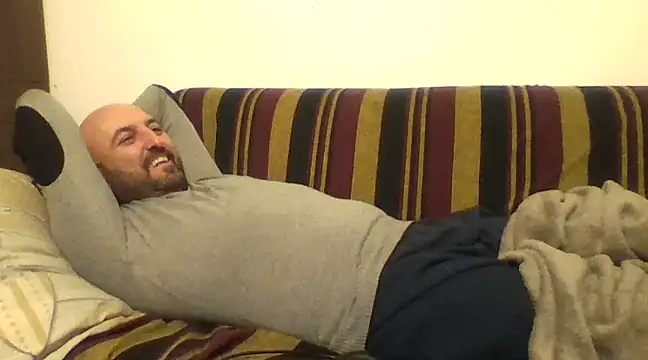 Snapshot of maxxxio12 chatting on 03-20-25, 05:47 maxxxio12 online show from 03-20-25, 05:47