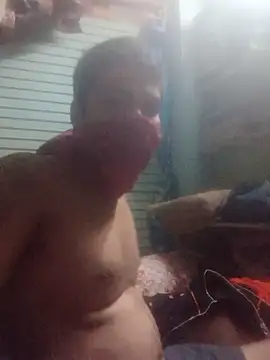 Snapshot of goluaryan chatting on 11-09-25, 09:18 goluaryan online show from 11-09-25, 09:18