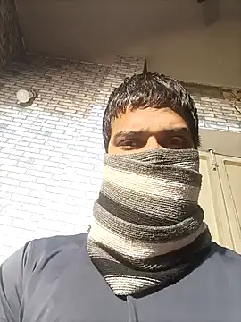 Snapshot of goluaryan chatting on 11-13-25, 06:07 goluaryan online show from 11-13-25, 06:07