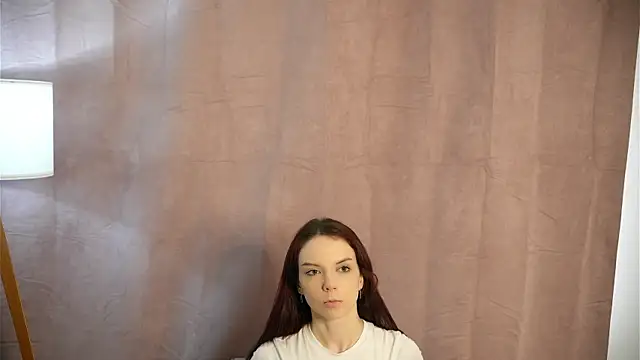 Snapshot of SillviaAven chatting on 03-13-25, 09:43 SillviaAven online show from 03-13-25, 09:43