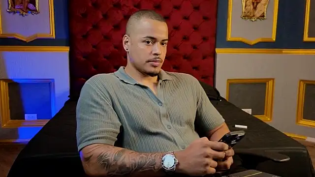 Snapshot of AshtonnSummer chatting on 03-22-25, 05:20 AshtonnSummer online show from 03-22-25, 05:20