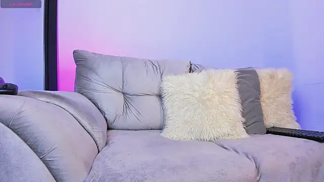 Snapshot of AshtonnSummer chatting on 11-11-25, 08:53 AshtonnSummer online show from 11-11-25, 08:53