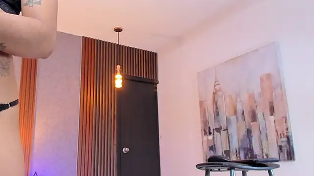 Snapshot of Abby_sinss chatting on 11-18-25, 07:51 Abby sinss online show from 11-18-25, 07:51