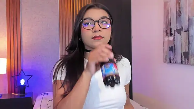 Snapshot of Abby_sinss chatting on 11-27-25, 08:00 Abby sinss online show from 11-27-25, 08:00