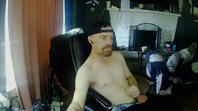 Slim Whitey online show from 11-12-25, 06:52