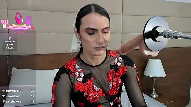 shantall skinny online show from 11-17-25, 03:45