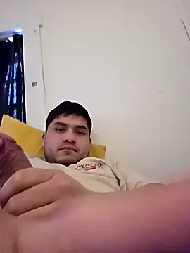 Snapshot of Rubenhot chatting on 02-08-26, 06:11 Rubenhot online show from 02-08-26, 06:11