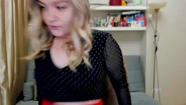 Kara Smith  online show from 11-16-25, 09:53