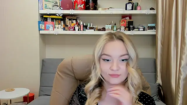 Kara Smith  online show from 02-07-26, 11:30