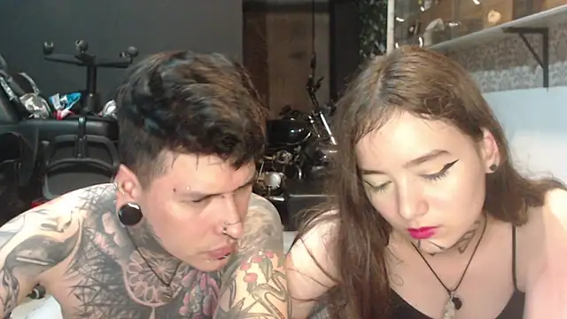 Snapshot of Alucard-Carmila chatting on 03-23-25, 03:54 Alucard-Carmila online show from 03-23-25, 03:54