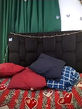 Snapshot of AlexaNovoa_ chatting on 11-15-25, 01:03 AlexaNovoa online show from 11-15-25, 01:03