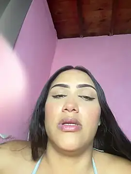 Snapshot of iamsara_21 chatting on 04-17-26, 08:17 iamsara 21 online show from 04-17-26, 08:17