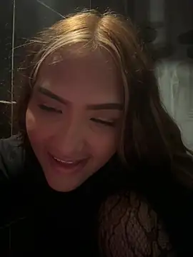 Snapshot of iamsara_21 chatting on 05-26-26, 05:03 iamsara 21 online show from 05-26-26, 05:03