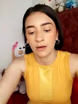 Snapshot of HOLY_DOLL chatting on 03-20-25, 03:47 HOLY DOLL online show from 03-20-25, 03:47